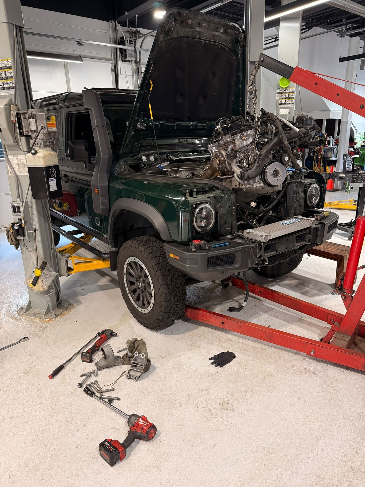 INEOS Grenadier engine removal