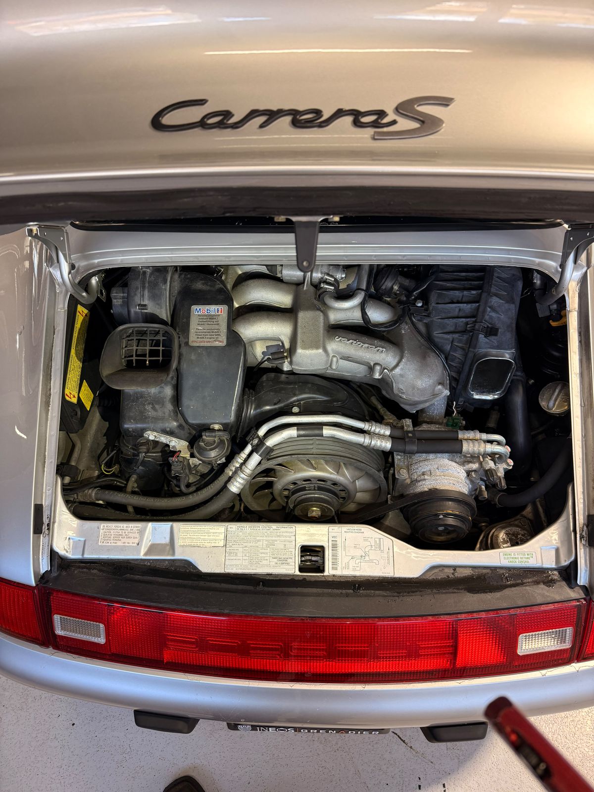 Porsche 911 Carrera S engine bay service